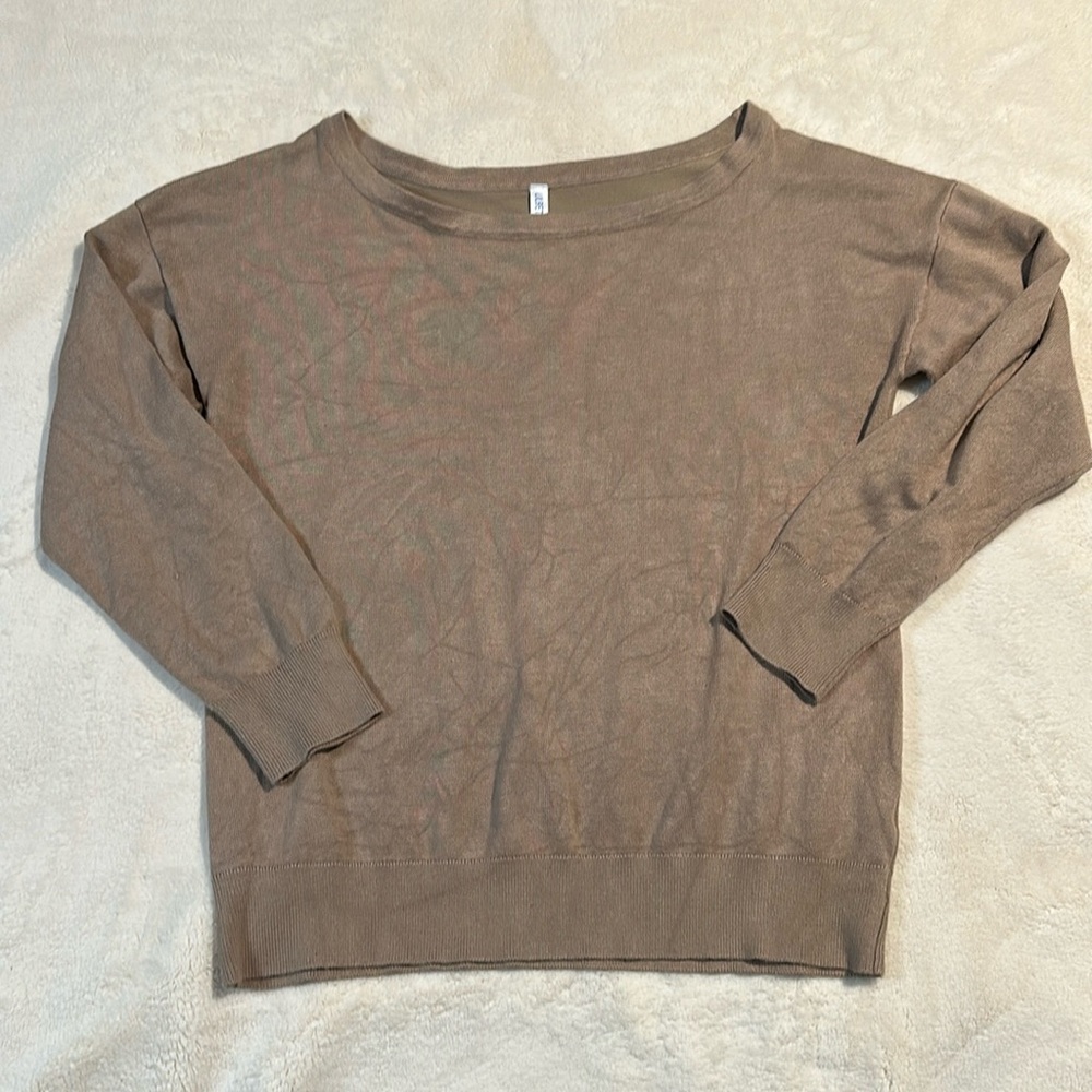 Women’s Solid Soft Knit Sweater